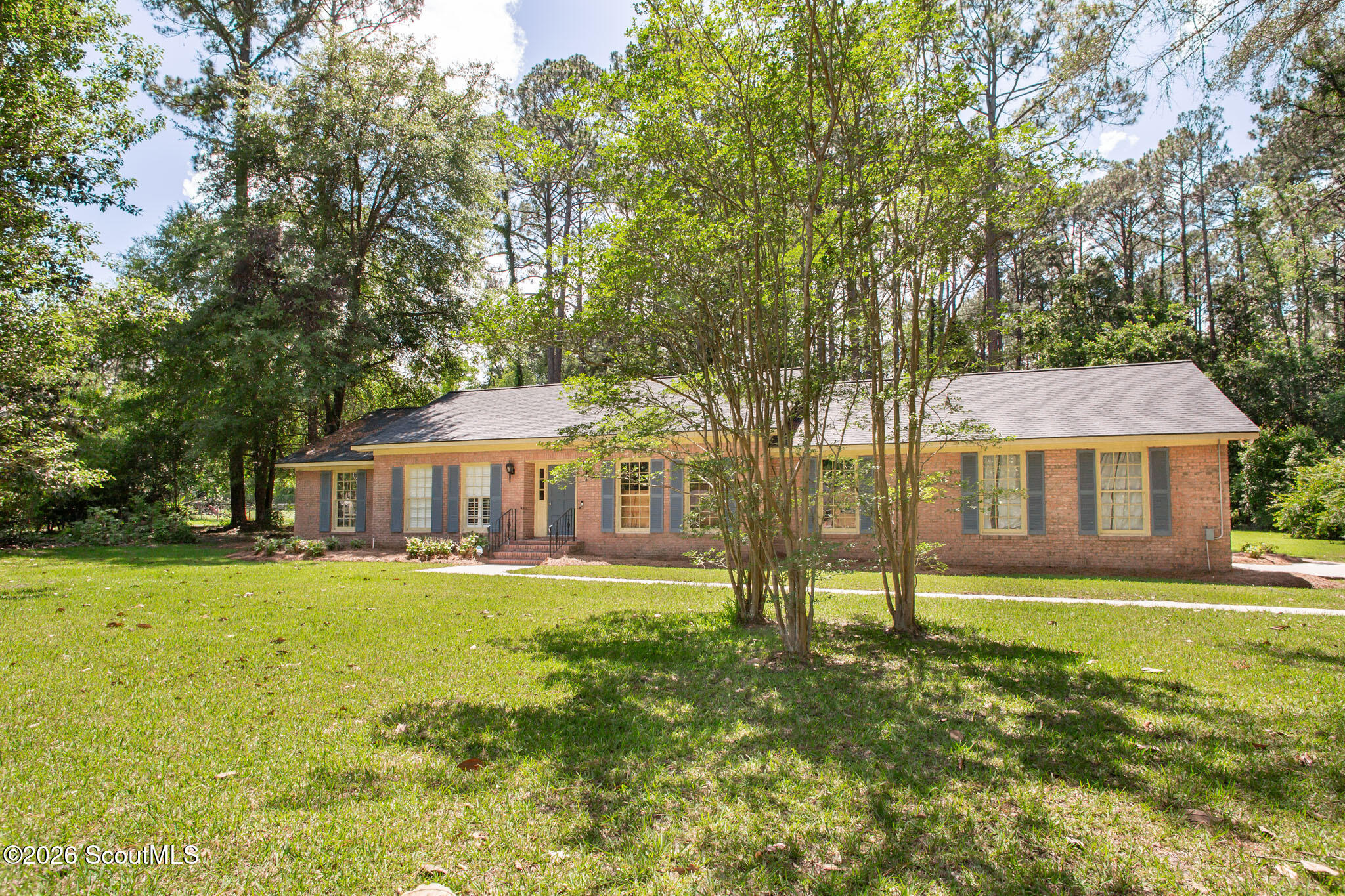 1075 Wildwood Road Waycross, GA 31503 - Photo 4 of 49 3F8A9526