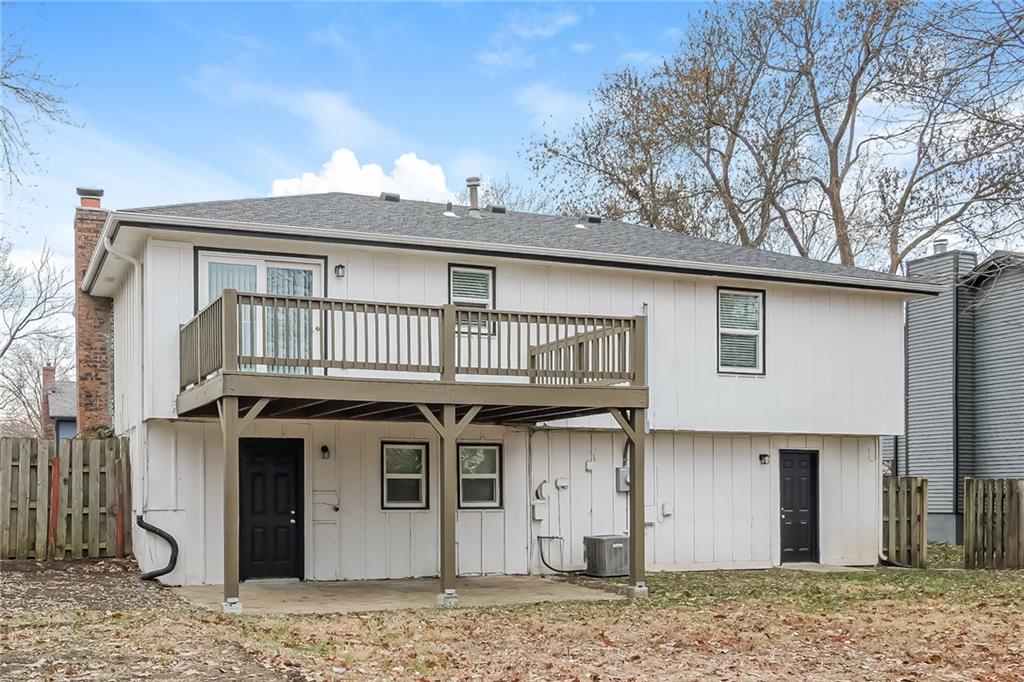 838 East 125th Terrace Olathe, KS 66061 - Photo 15 of 17