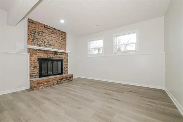 $2,475 | 838 East 125th Terrace, Olathe, KS 66061