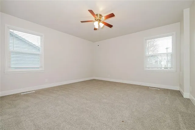 $2,475 | 838 East 125th Terrace, Olathe, KS 66061