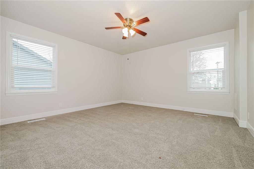 838 East 125th Terrace Olathe, KS 66061 - Photo 9 of 17