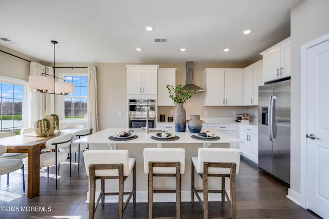 $839,990 | 114 Fillmore Drive, Monroe Township, NJ 08831