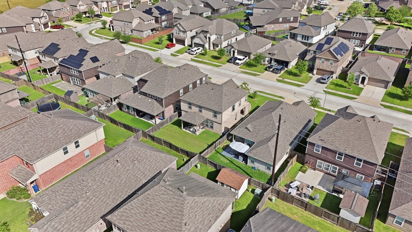 14706 Ruddy Duck Lane Houston, TX 77049 - Photo 29 of 32 an aerial view of a house with a garden