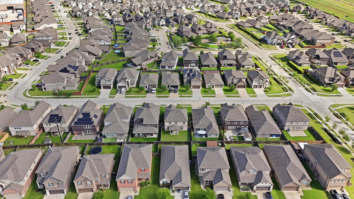 14706 Ruddy Duck Lane Houston, TX 77049 - Photo 30 of 32 a view of swimming pool with outdoor seating