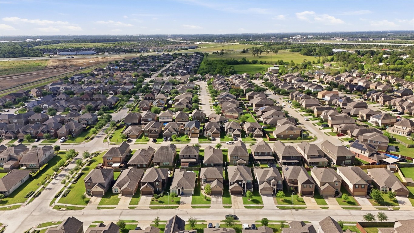 14706 Ruddy Duck Lane Houston, TX 77049 - Photo 32 of 32 a view of lake view and mountain view