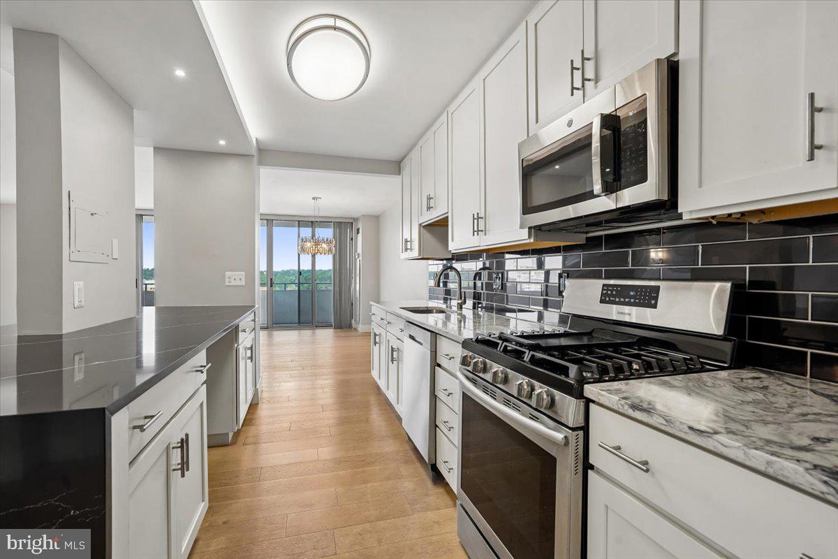 5101 River Road, Unit 1201 Bethesda, MD 20816 - Photo 6 of 47 kITCHEN