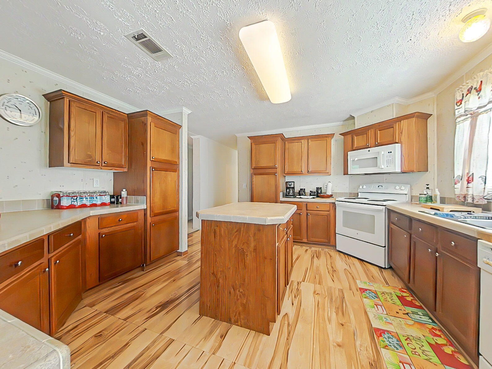 3532 Matts Way Blythe, GA 30805 - Photo 7 of 28 8-web-or-mls-26-Kitchen - 2025-06-06T132