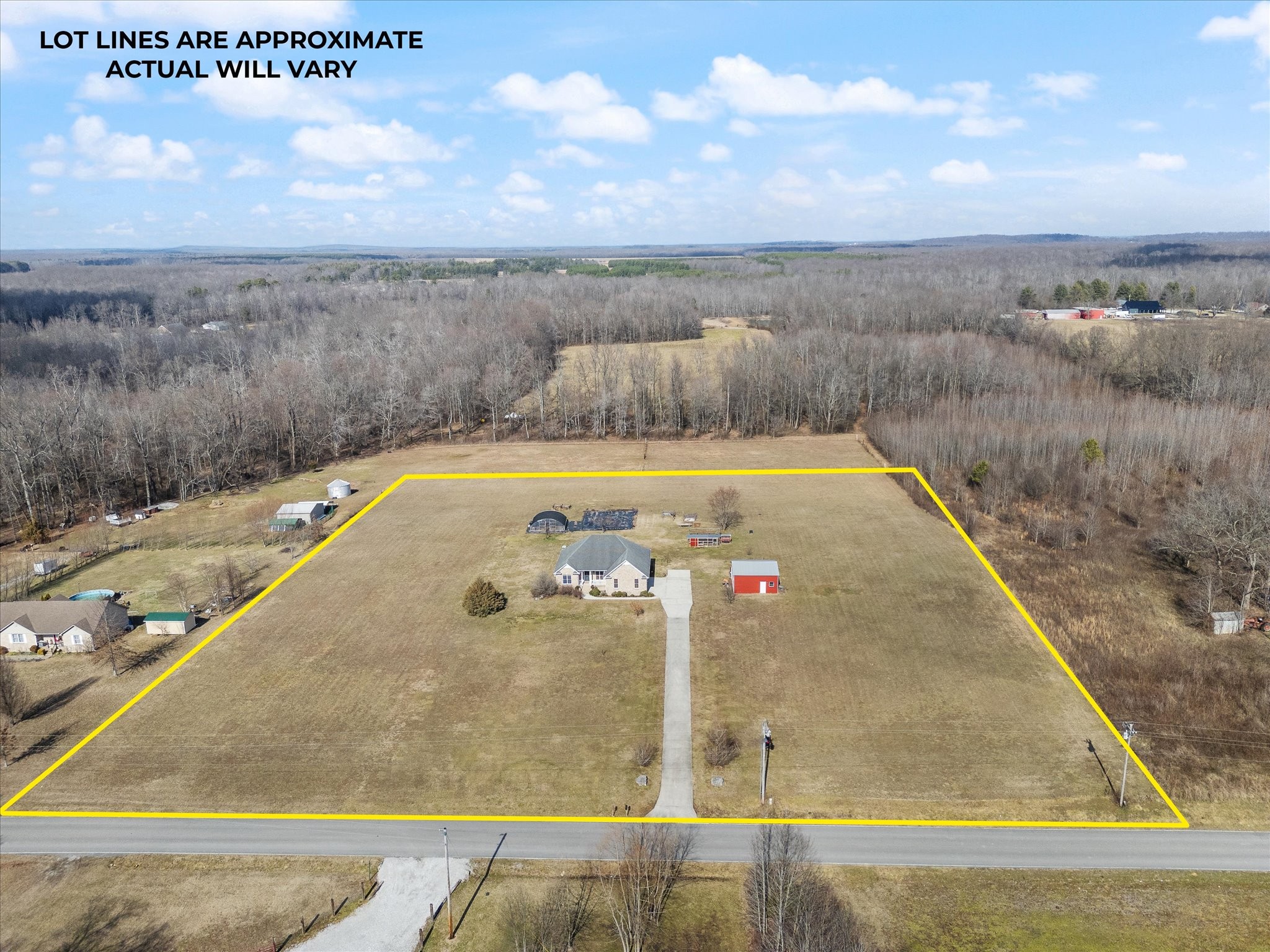 5087 Asbury Road Manchester, TN 37355 - Photo 9 of 33 a view of a swimming pool