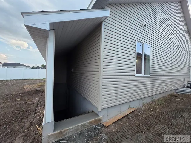 $475,000 | 549 South Cutler Avenue, Sugar City, ID 83448