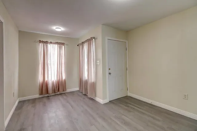 $750 | 907 Laredo Street, Corpus Christi, TX 78401