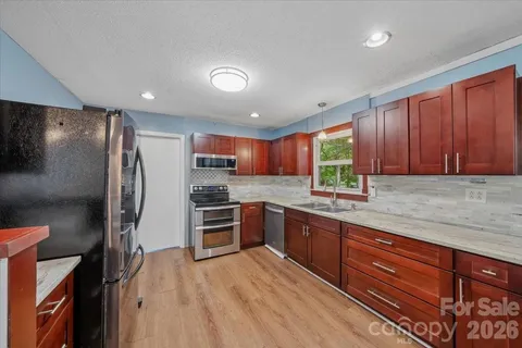 $375,000 | 107 Fox Run Drive, Fort Mill, SC 29715