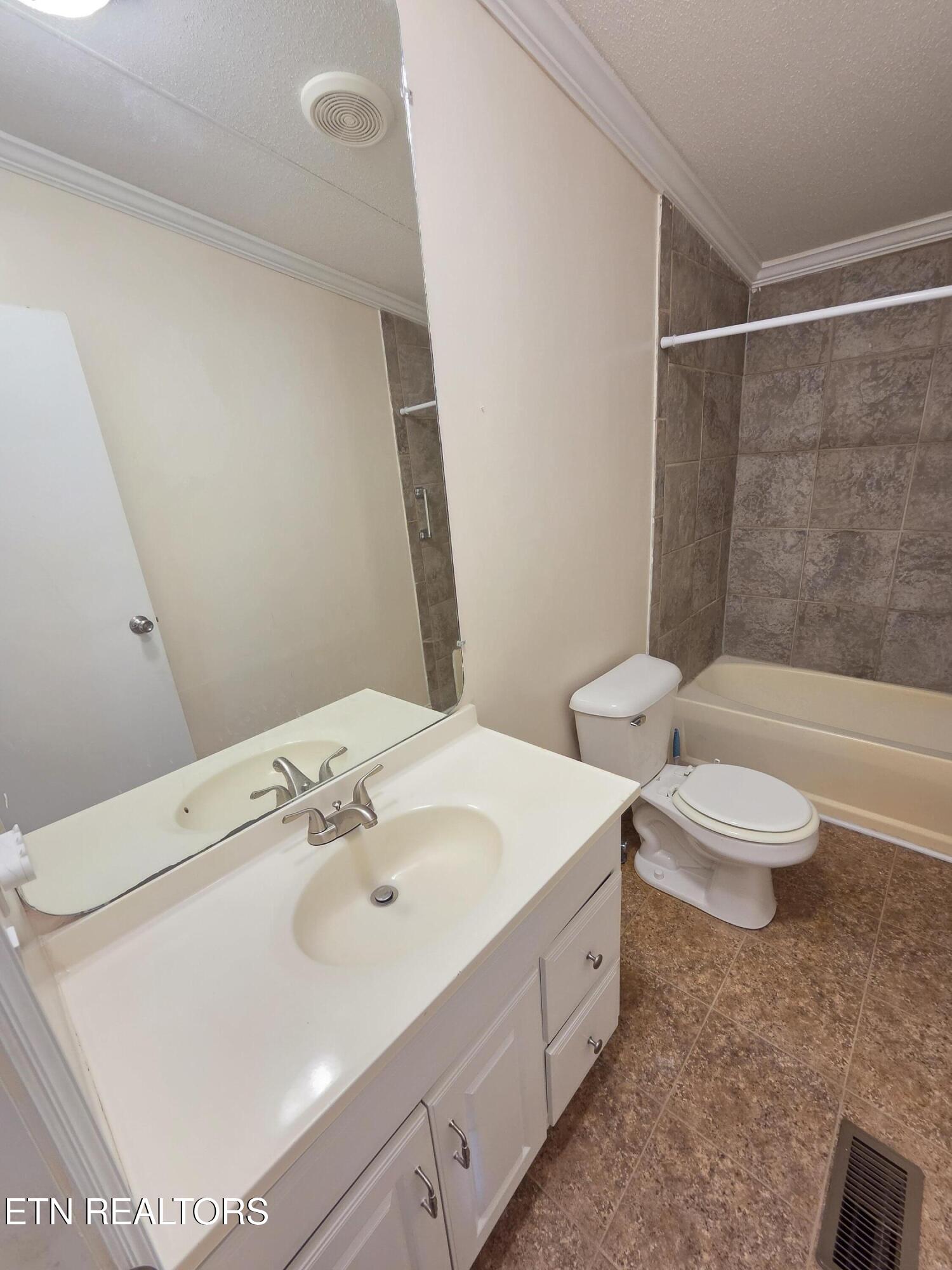 2262 Mentor Road Louisville, TN 37777 - Photo 36 of 40 1421