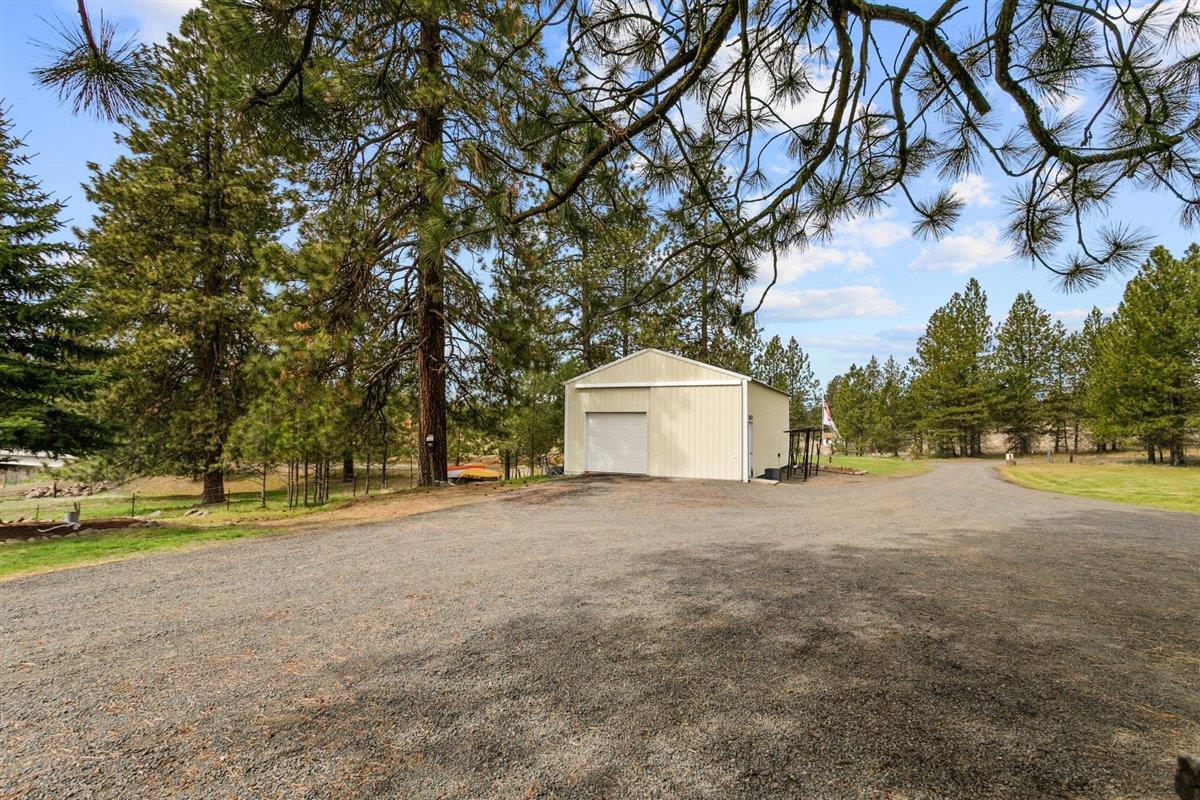 41911 South Morrow Road Rosalia, WA 99170 - Photo 2 of 44