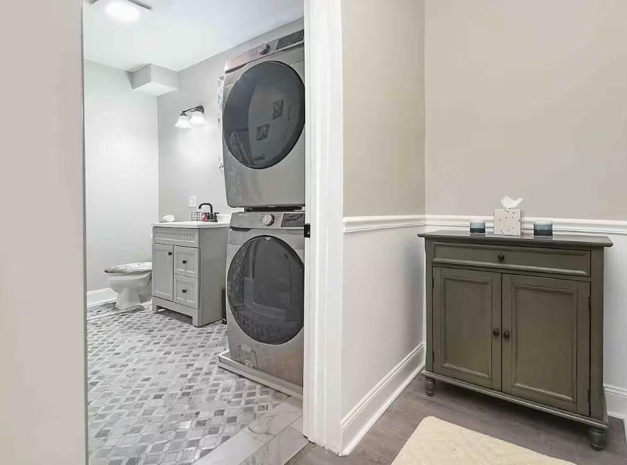 155 Labelle Street, Unit 2 Pittsburgh, PA 15211 - Photo 11 of 22 a bathroom with a granite countertop toilet sink and mirror