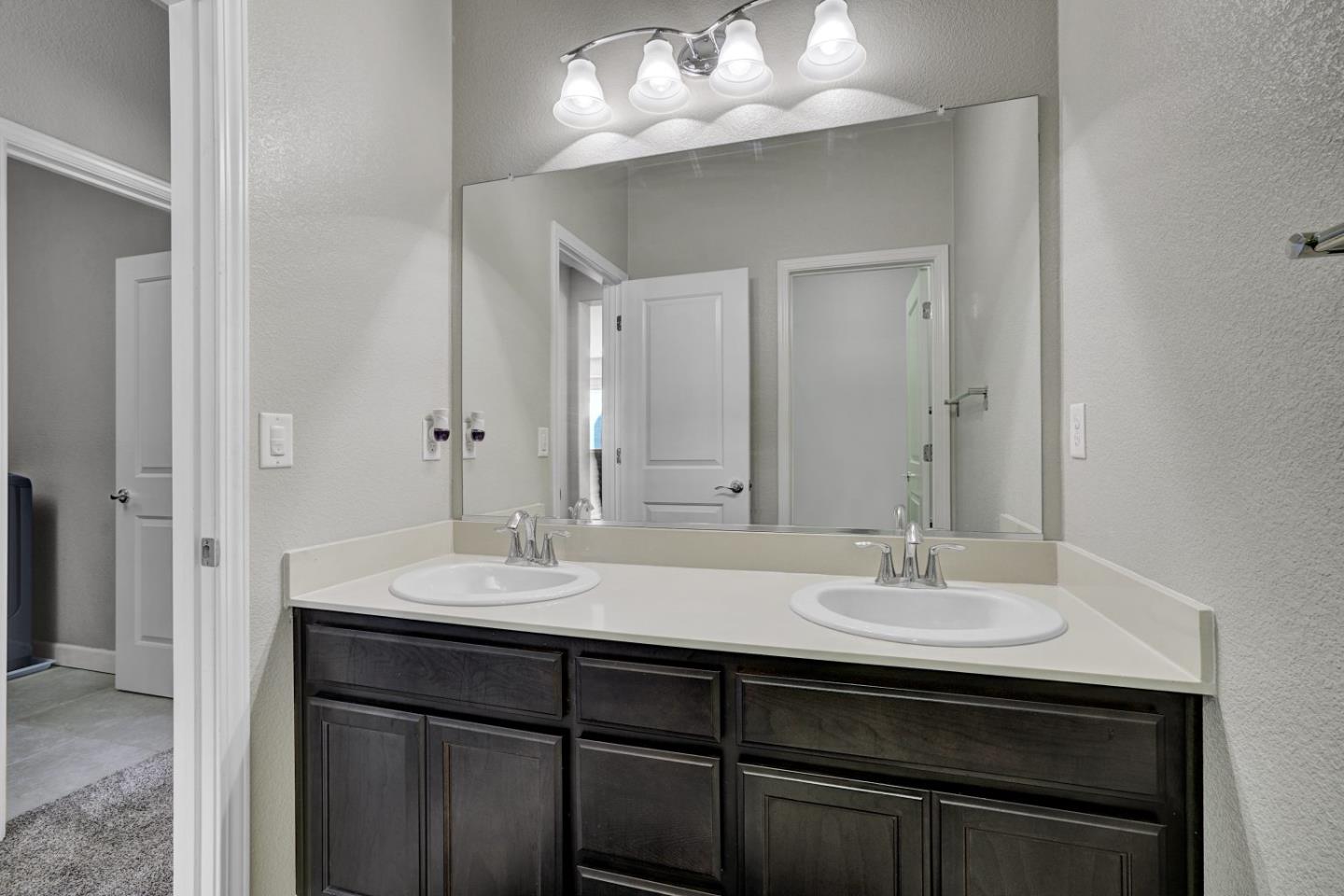 2481 Coloma Lane Tracy, CA 95376 - Photo 33 of 48
