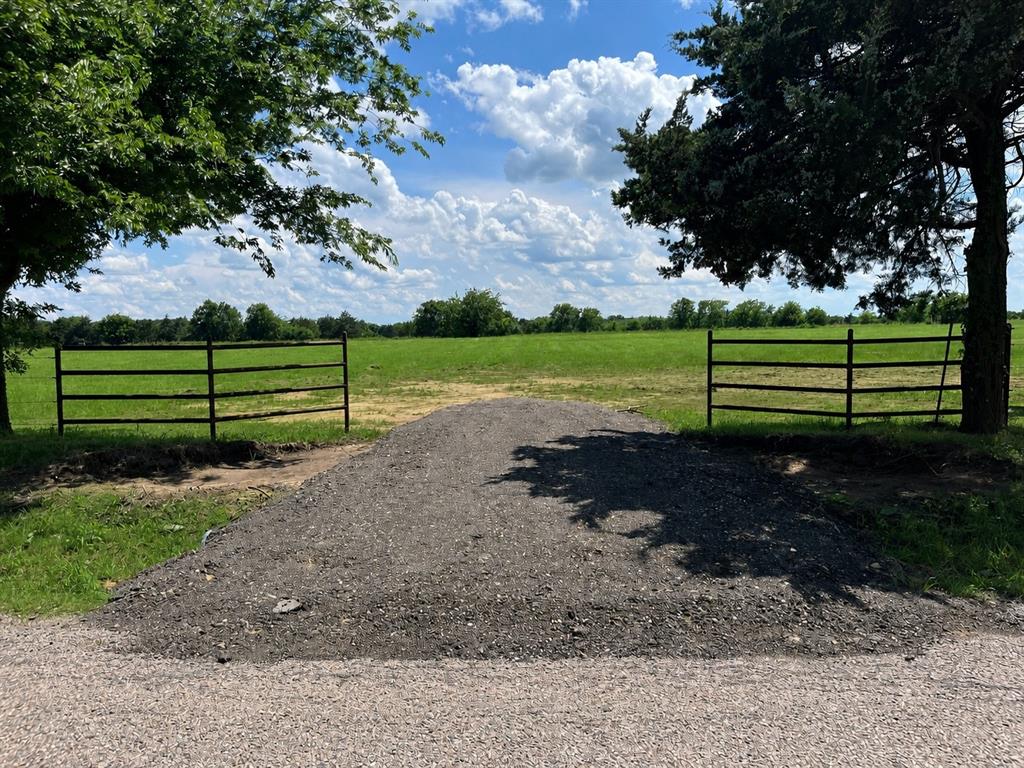9999 Dugan Chapel Road Bells, TX 75414 - Photo 3 of 23
