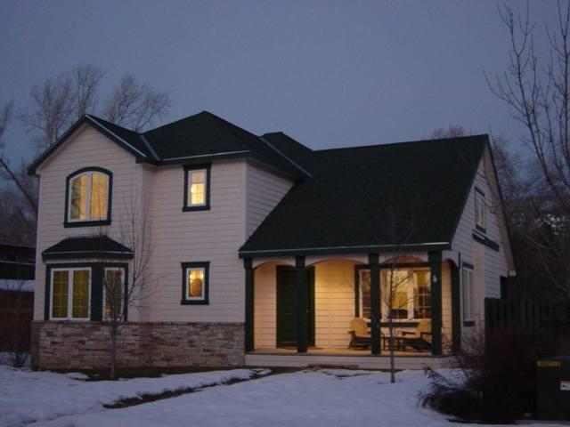 Primary Photo