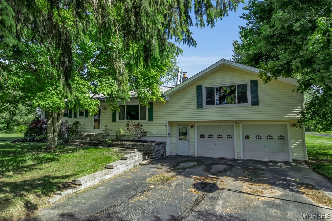 12466 Williston Road Marilla, NY 14052 - Photo 2 of 39