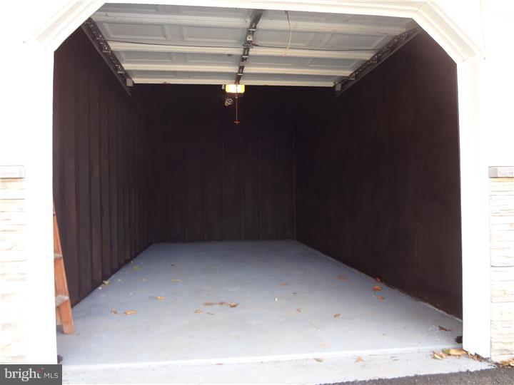 6 Lawrence Road Audubon, PA 19403 - Photo 20 of 24 Garage