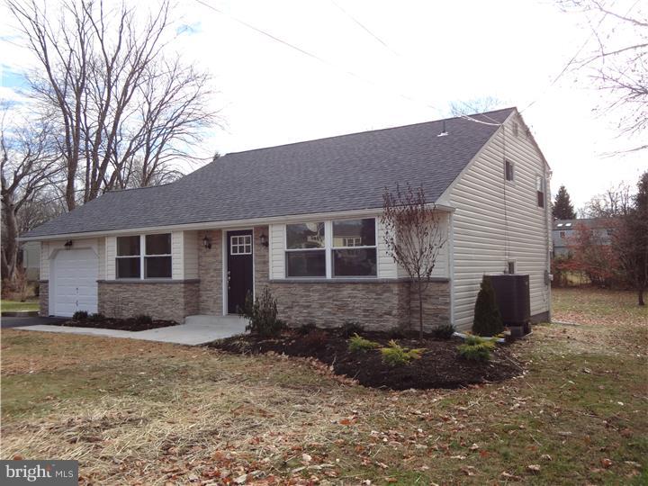 6 Lawrence Road Audubon, PA 19403 - Photo 4 of 24 Exterior Front
