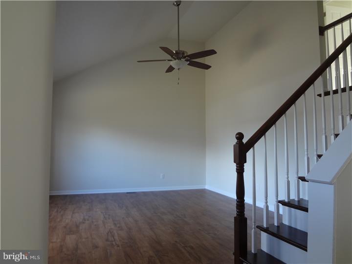 6 Lawrence Road Audubon, PA 19403 - Photo 7 of 24 Living Room