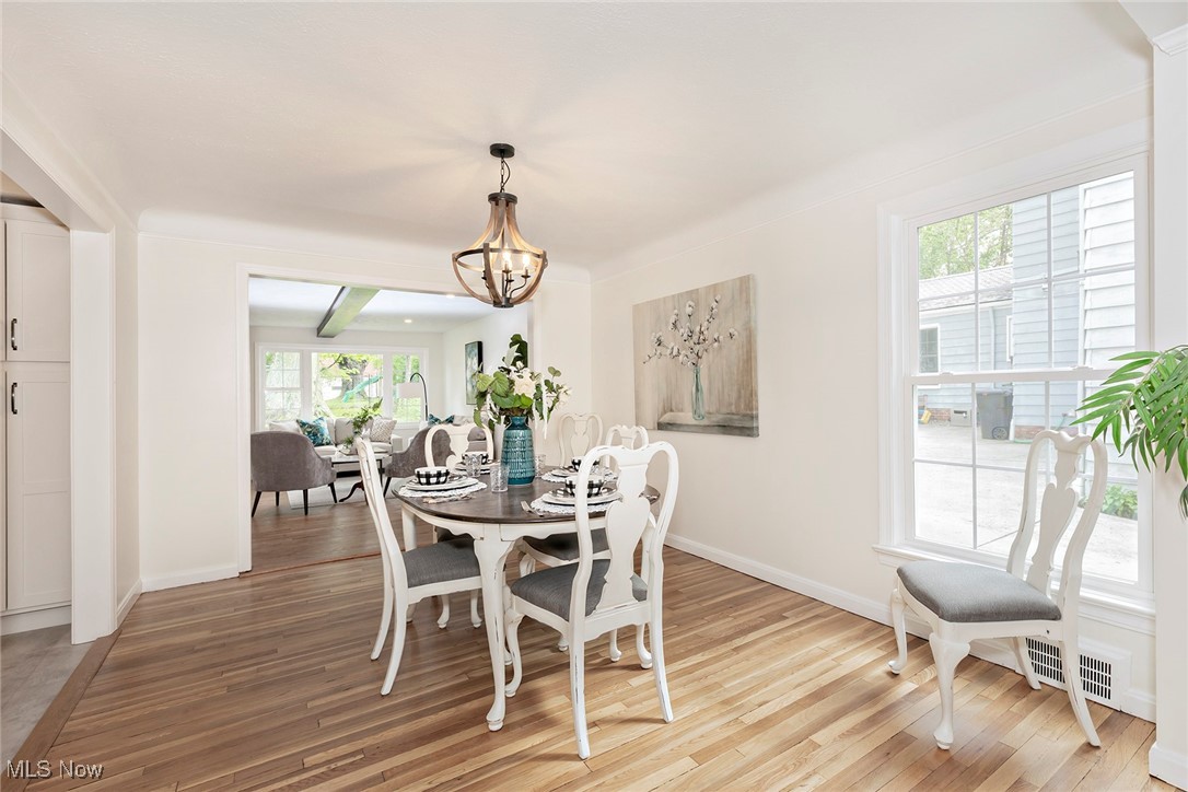 22275 Rye Road Beachwood, OH 44122 - Photo 6 of 39 Dining room is open to great room/kitchen