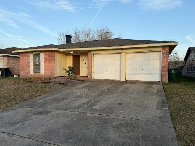 $1,695 | 12719 Panay Drive, Houston, TX 77048