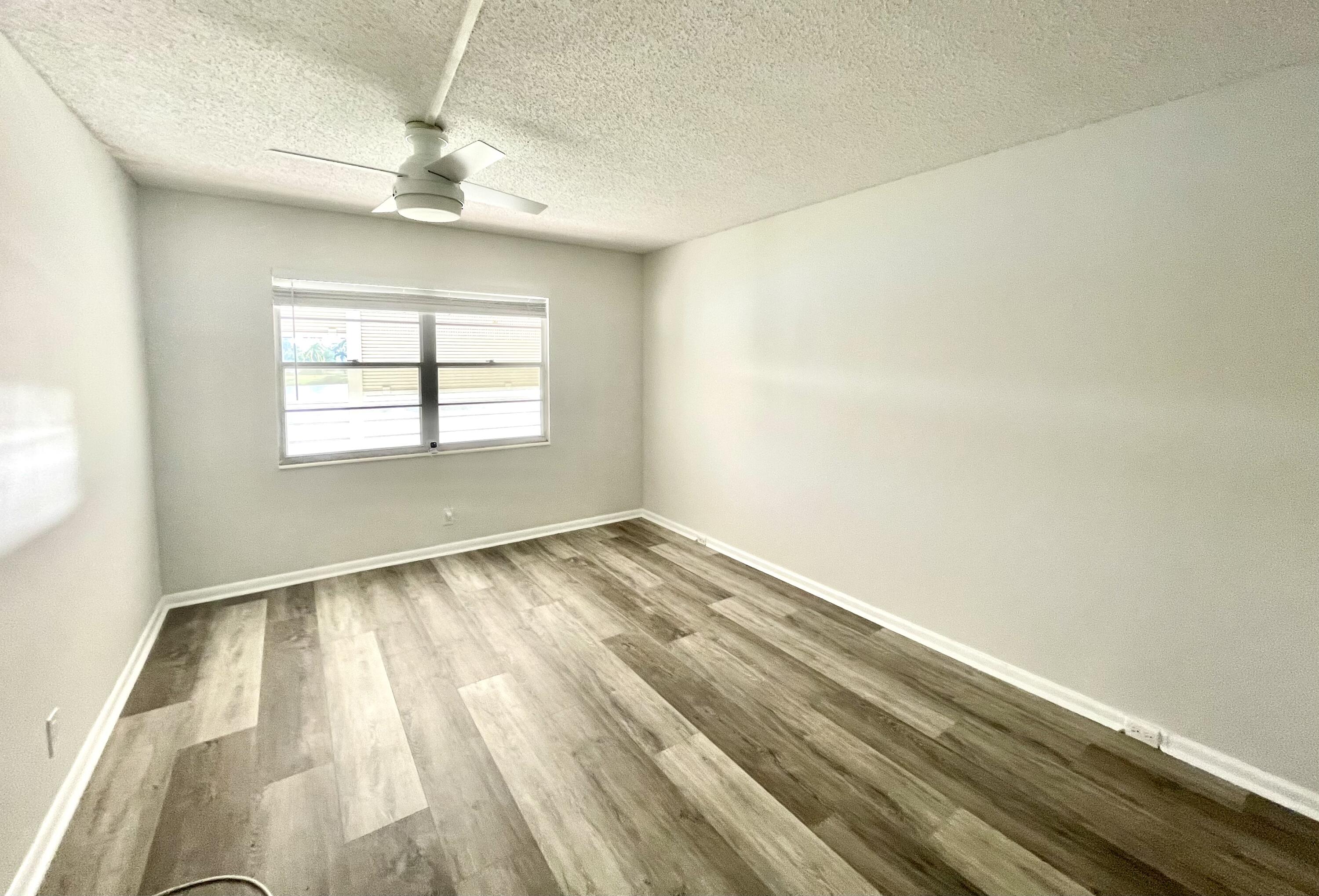 2080 Guildford East, Unit E Boca Raton, FL 33434 - Photo 14 of 19 bedroom