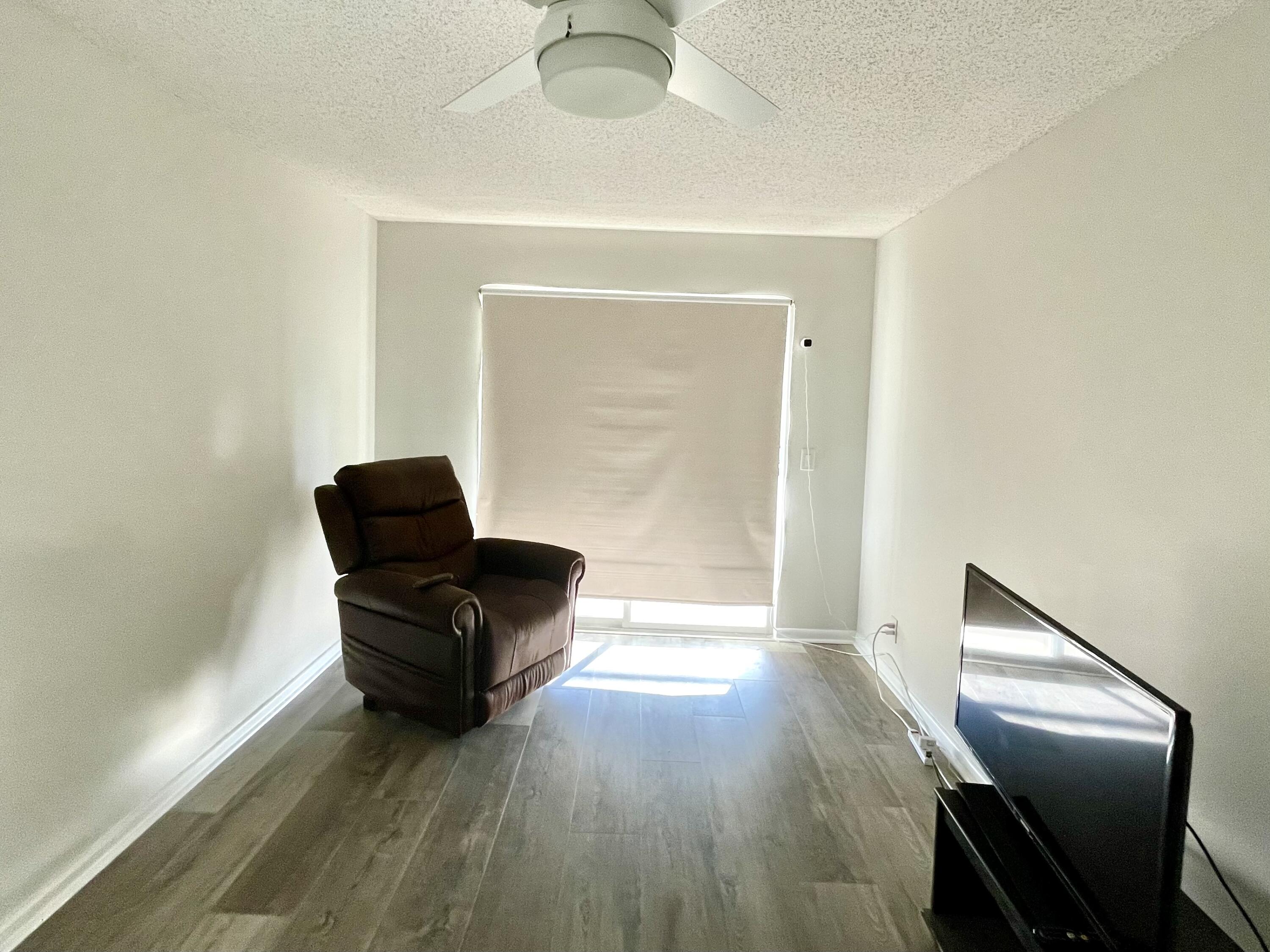 2080 Guildford East, Unit E Boca Raton, FL 33434 - Photo 9 of 19 Bedroom