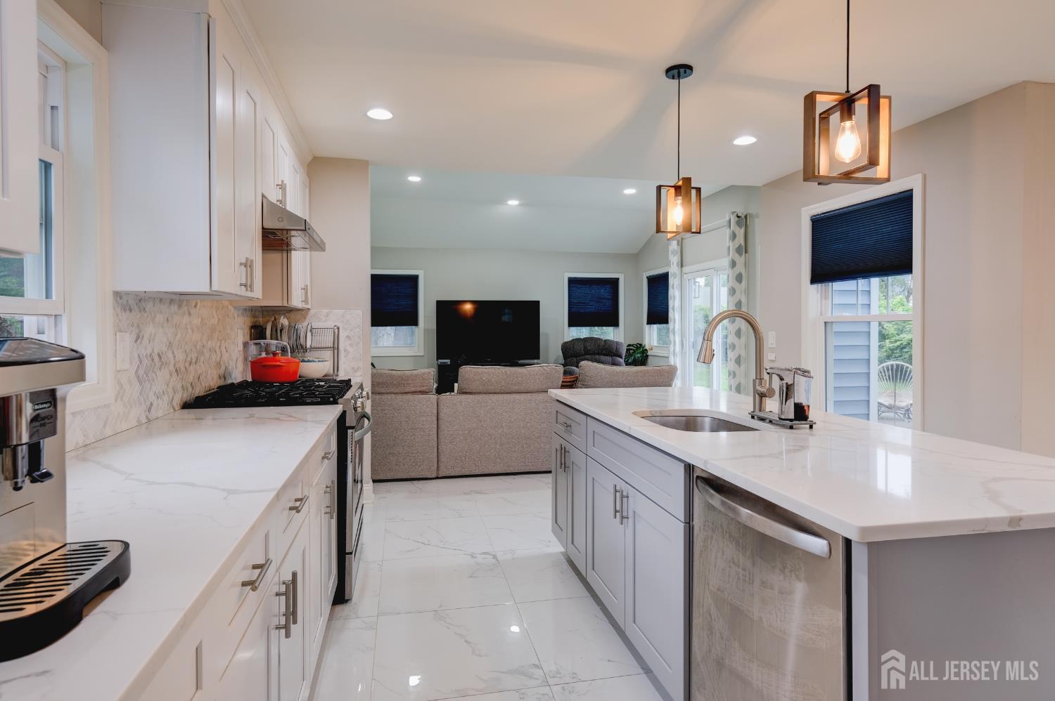 7 Windsor Road Edison, NJ 08817 - Photo 8 of 34
