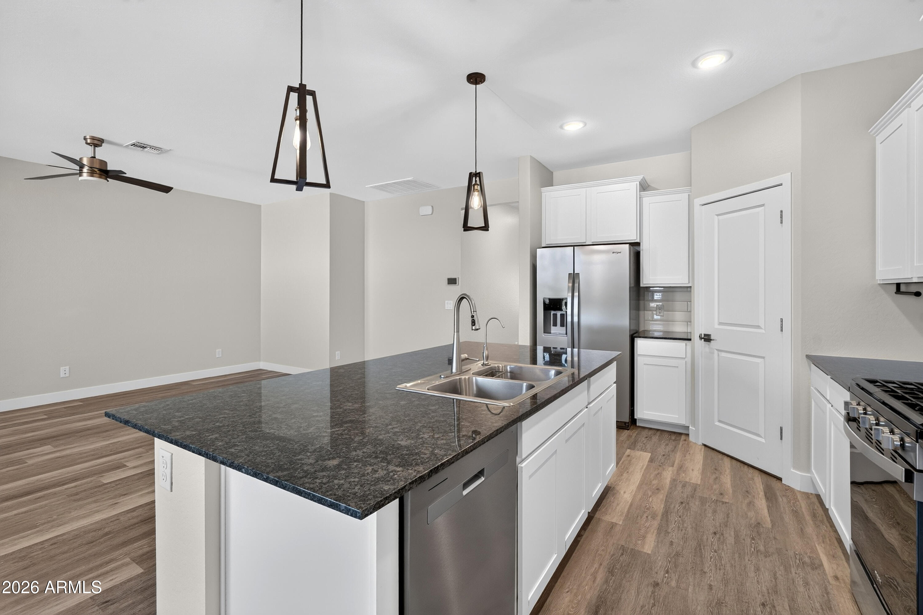 20057 North Grantham Road Maricopa, AZ 85138 - Photo 12 of 44 33_047North Grantham Road