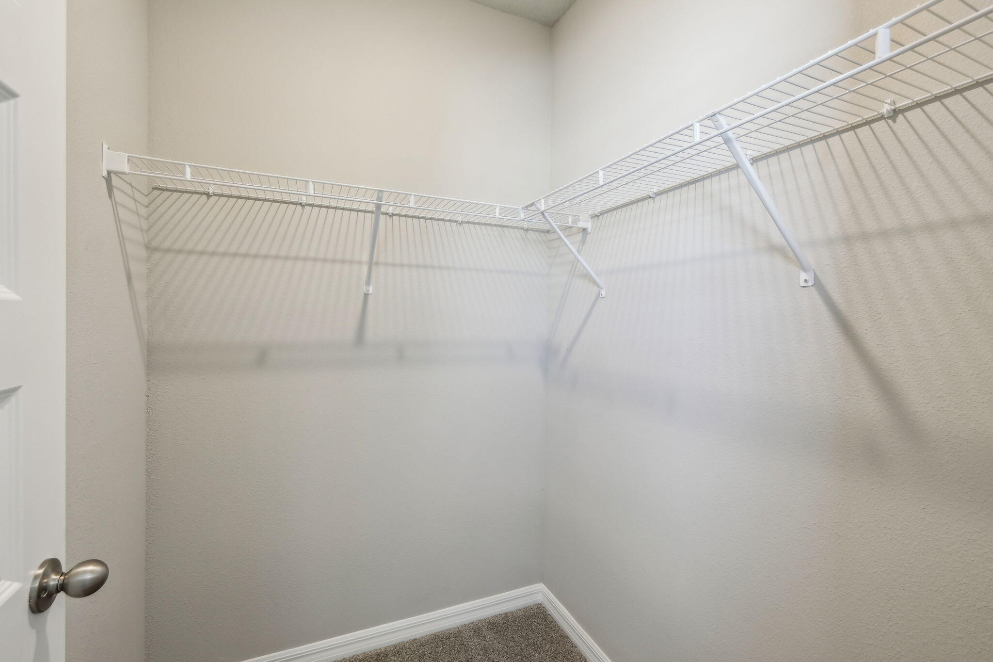 5413 Hampton Park Circle Vero Beach, FL 32966 - Photo 20 of 39 a view of a small room