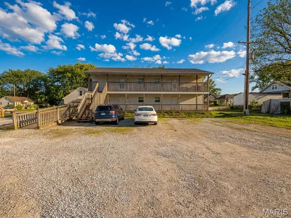 $395,000 | 105 South 5th Street, Dupo, IL 62239