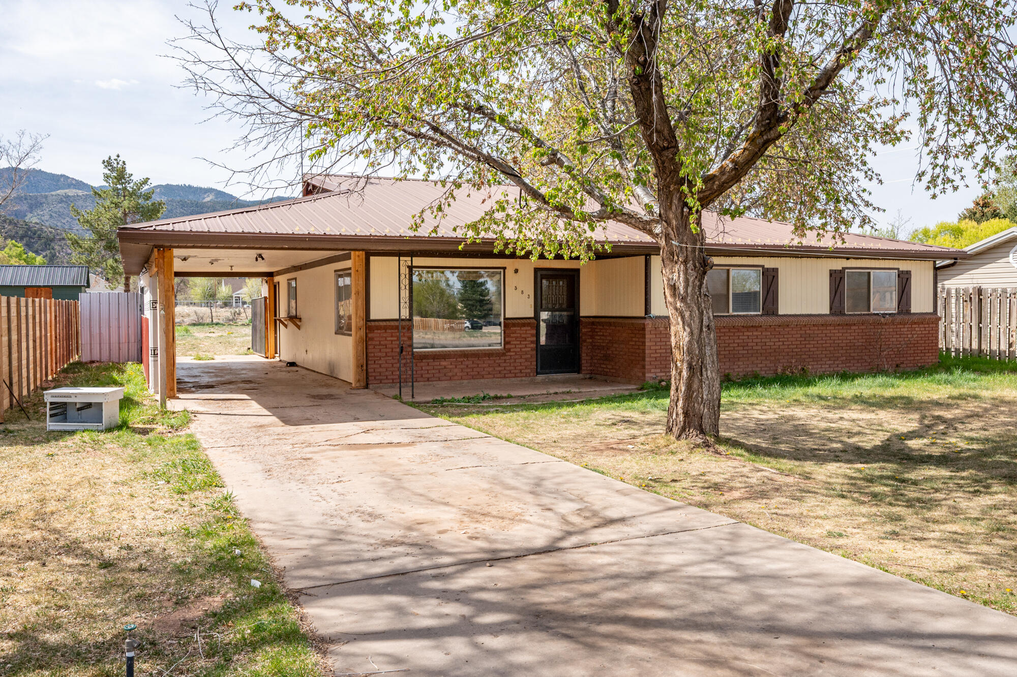 583 West Center Street Parowan, UT 84761 - Photo 3 of 40 583 W Center Parowan-11