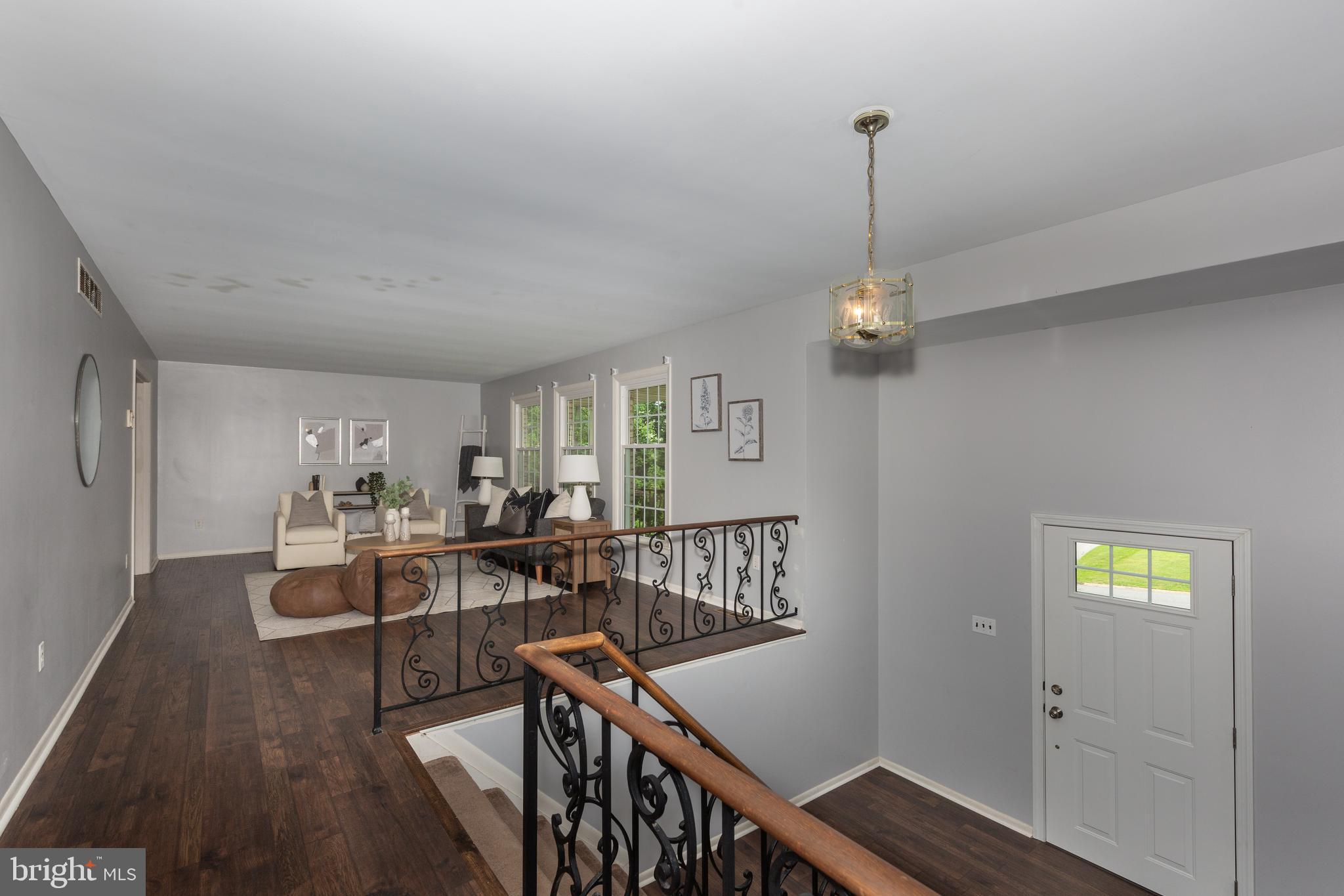 2711 Overview Road Hampstead, MD 21074 - Photo 5 of 65 Main Level