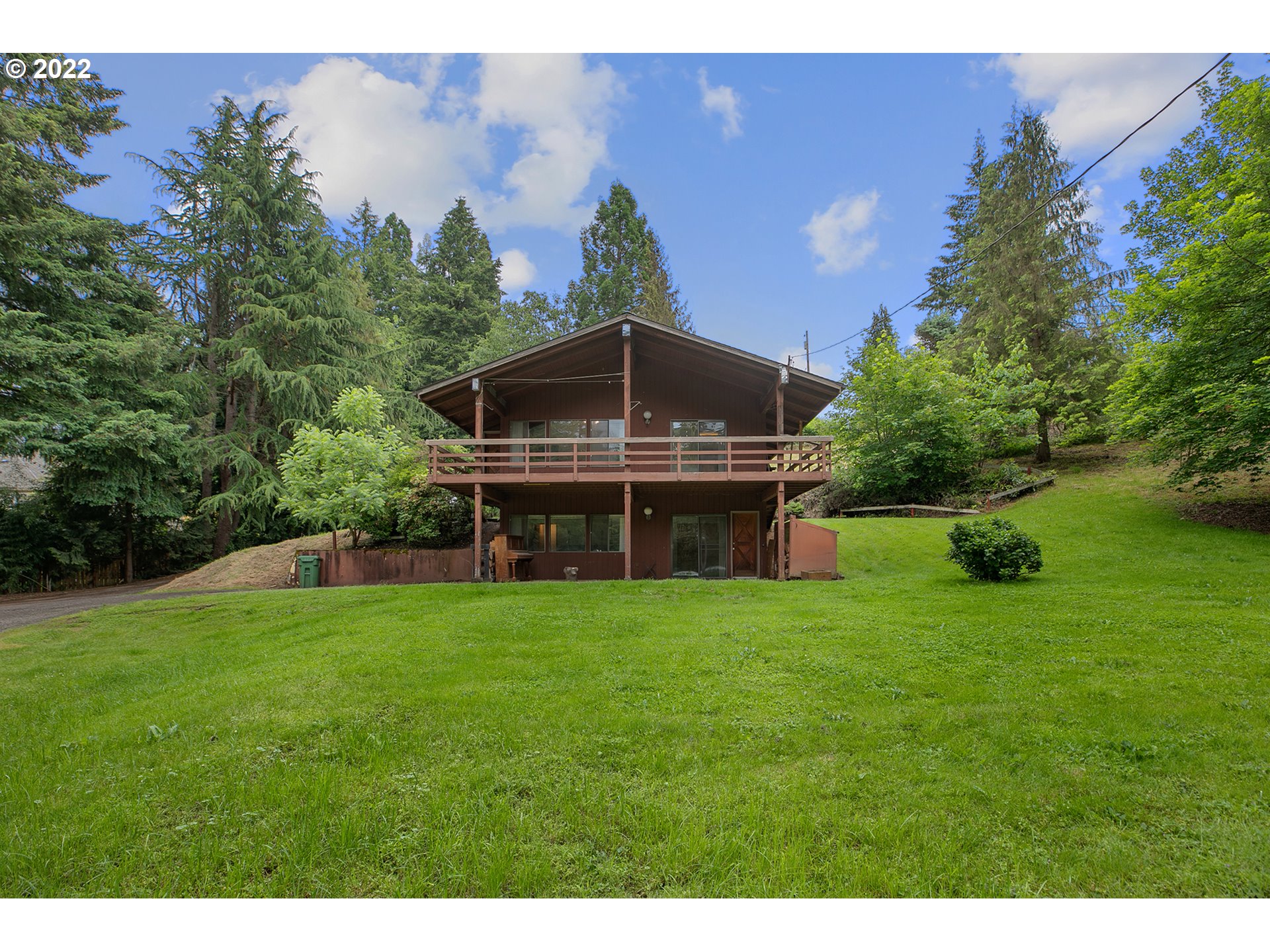23065 Southwest Boones Ferry Road Tualatin, OR 97062 - Photo 15 of 32 Backyard