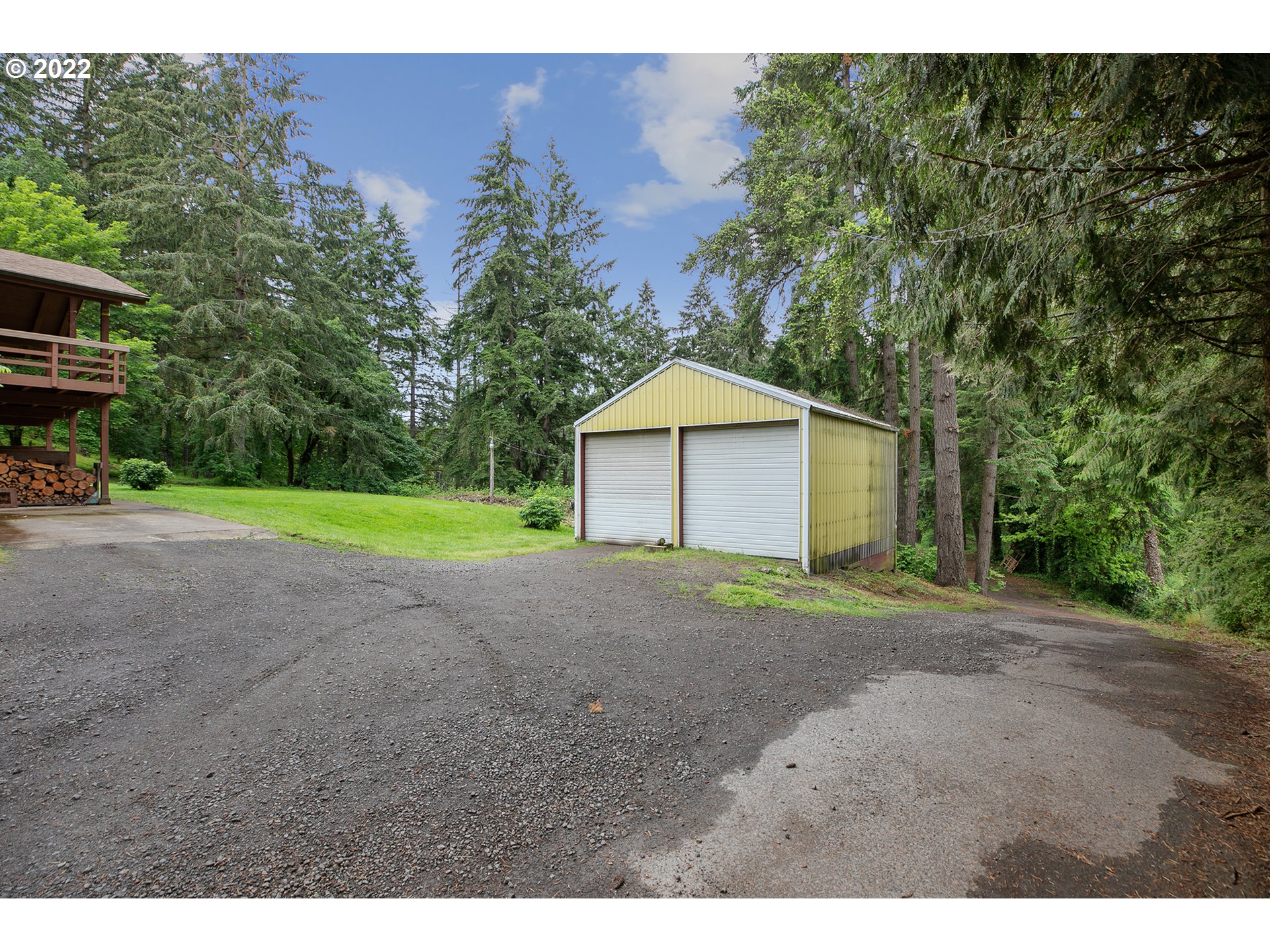 23065 Southwest Boones Ferry Road Tualatin, OR 97062 - Photo 18 of 32 Garage