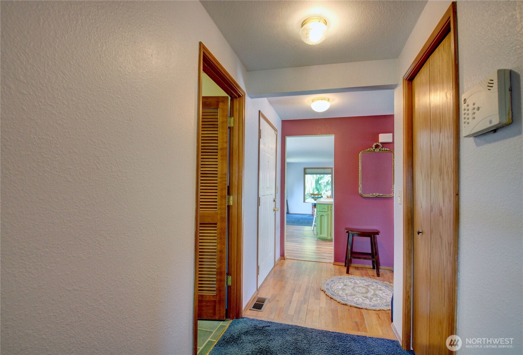 208 Gardner Road Burlington, WA 98233 - Photo 7 of 39 Gallery Image 7
