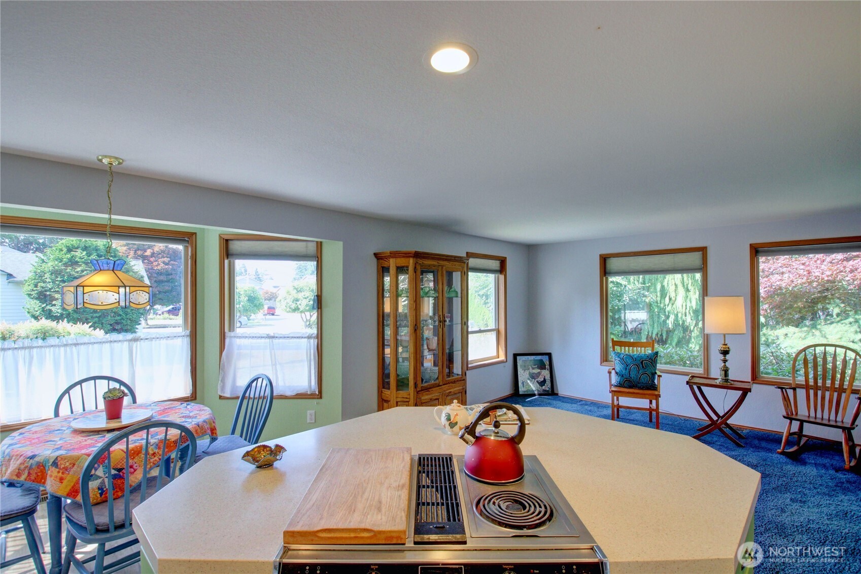 208 Gardner Road Burlington, WA 98233 - Photo 10 of 39 Gallery Image 10