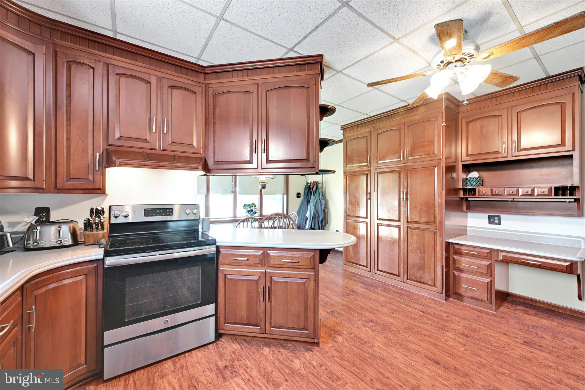 305 Gap Street Valley View, PA 17983 - Photo 10 of 36
