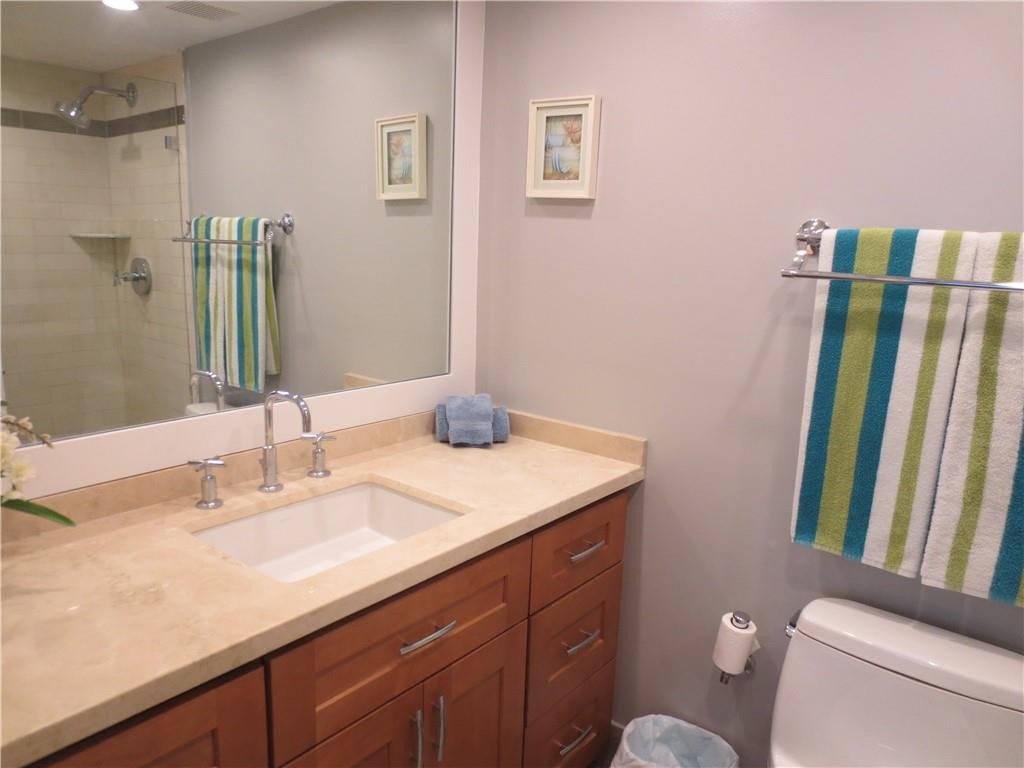 77 South Birch Road, Unit 5A Fort Lauderdale, FL 33316 - Photo 23 of 54 2nd Bedroom Bath