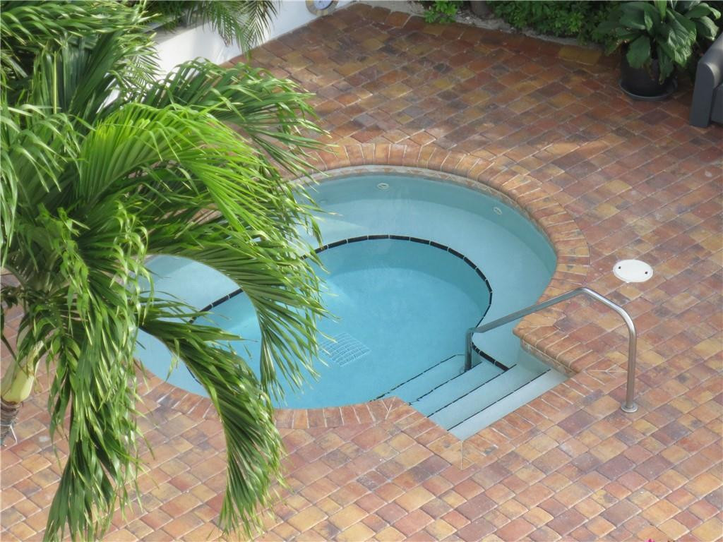 77 South Birch Road, Unit 5A Fort Lauderdale, FL 33316 - Photo 37 of 54 Spa