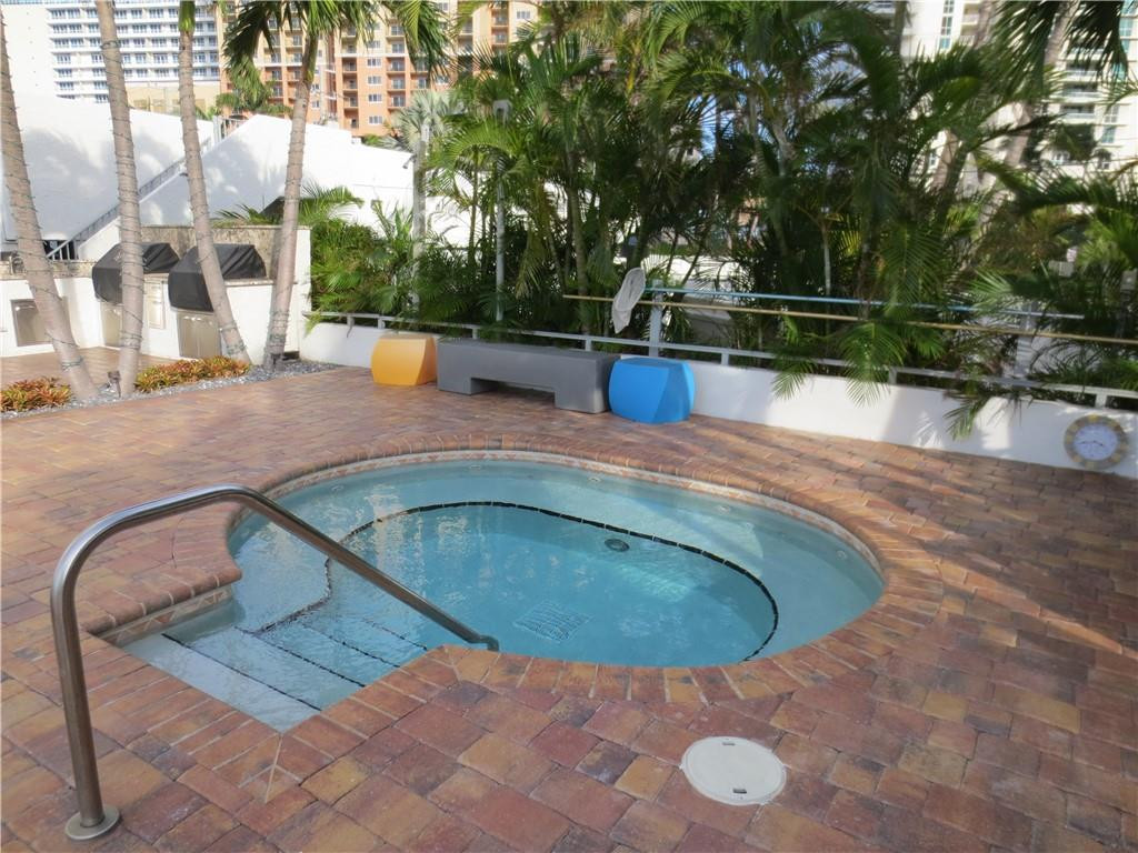 77 South Birch Road, Unit 5A Fort Lauderdale, FL 33316 - Photo 39 of 54 Spa