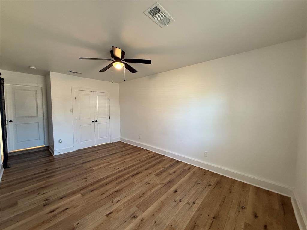 618 Pleasant Valley Road Garland, TX 75040 - Photo 14 of 22