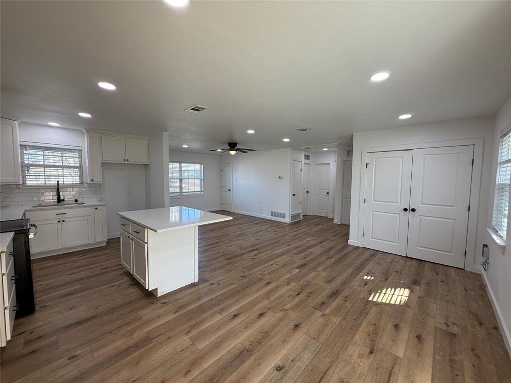 618 Pleasant Valley Road Garland, TX 75040 - Photo 9 of 22