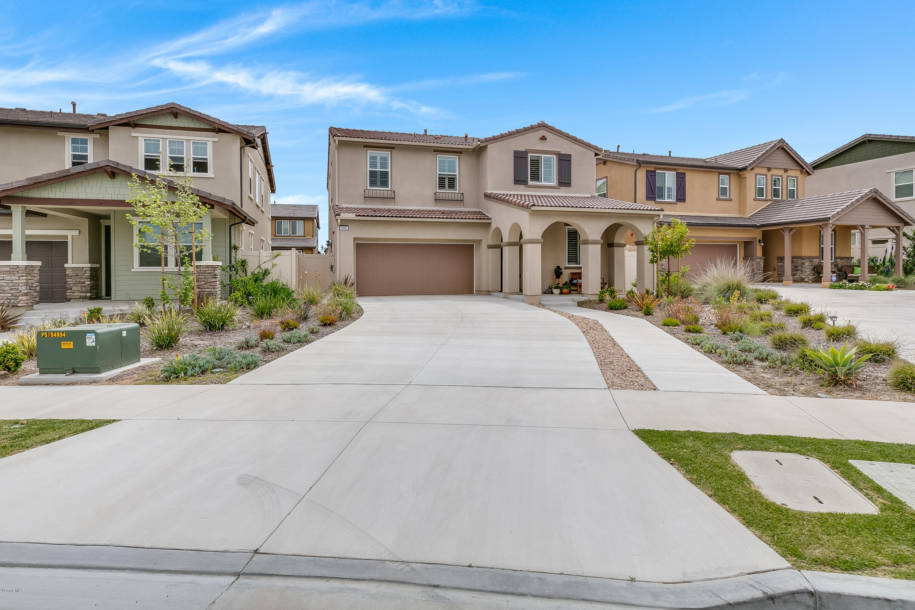 688 Platte Way Oxnard, CA 93036 - Photo 1 of 35 TwoFishDigital_688Platte-2