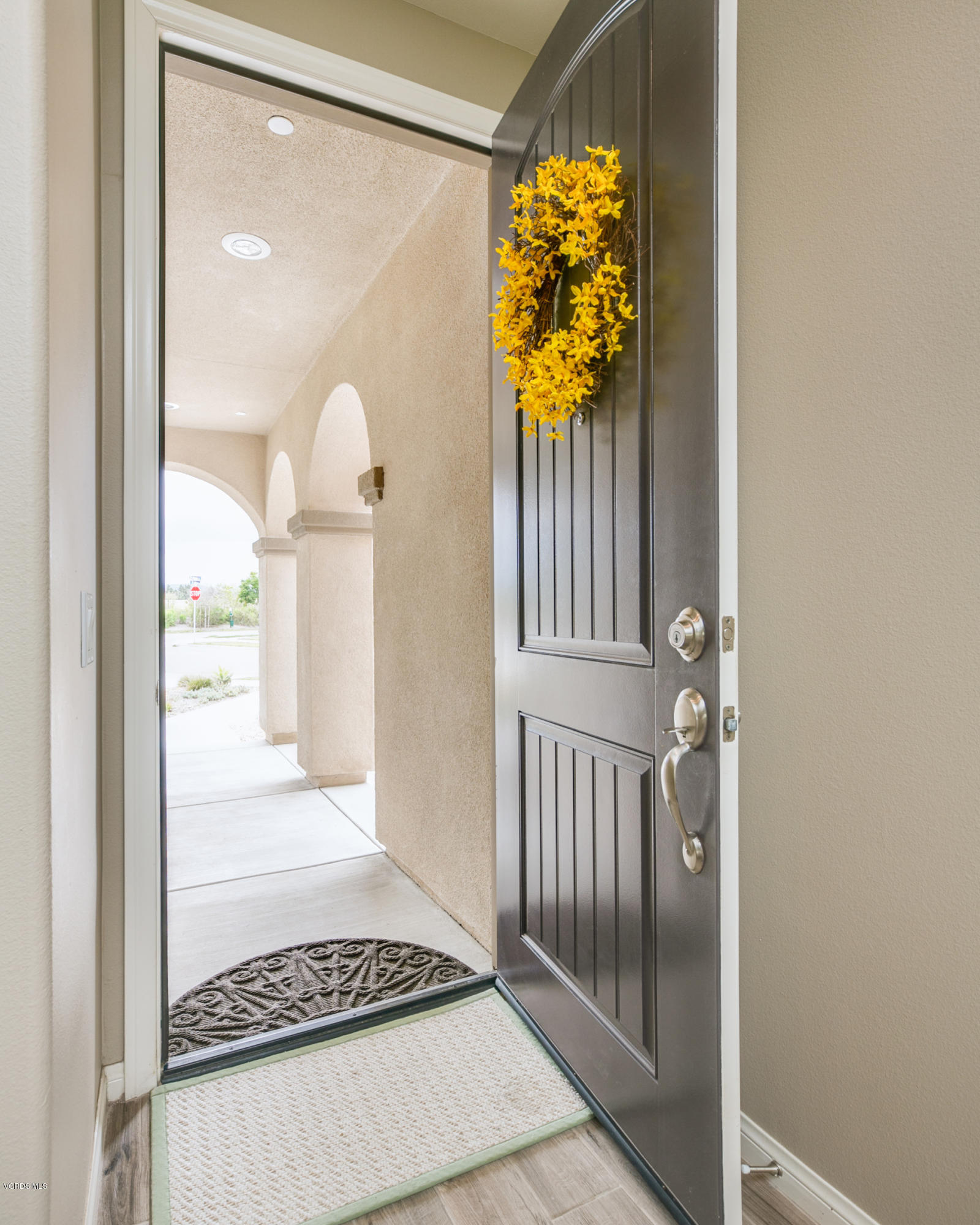 688 Platte Way Oxnard, CA 93036 - Photo 4 of 35 TwoFishDigital_688Platte-5