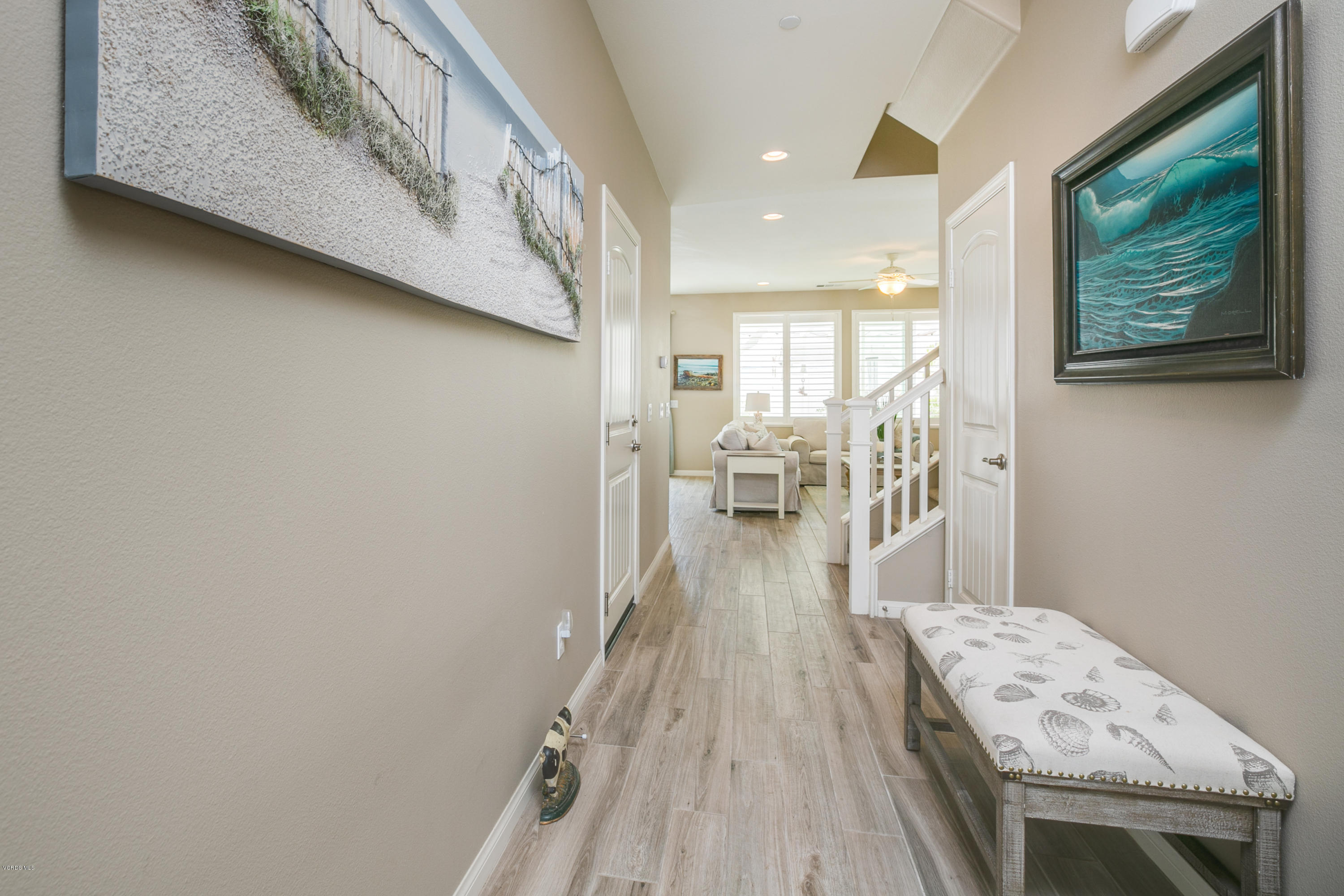 688 Platte Way Oxnard, CA 93036 - Photo 5 of 35 TwoFishDigital_688Platte-6