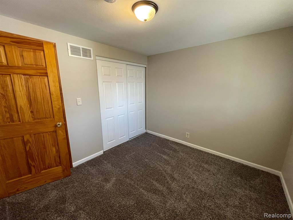 26228 Penn Street Inkster, MI 48141 - Photo 11 of 16