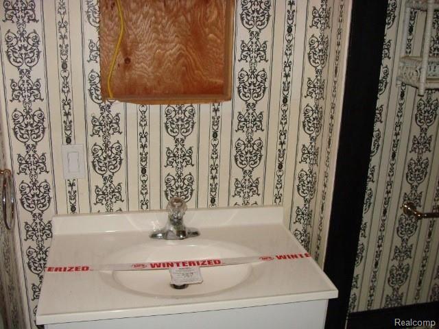 11065 South Evergreen Road Birch Run, MI 48415 - Photo 12 of 13 11.jpg